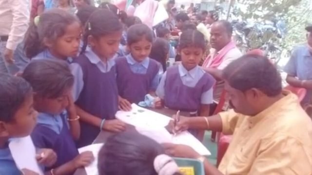 अंगना मा शिक्षा 2.0 प्राथमिक शाला सारा गांव में हुआ भव्य आयोजन