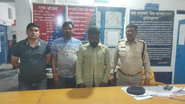अपने आप को क्राइम ब्रांच का अधिकारी बताकर लूटपाट का आरोपी चढ़ा पुलिस के हत्थे