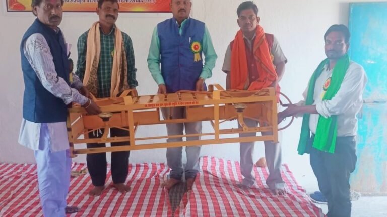 डेवढ़ीपार देशहा सेन समाज परिक्षेत्र छुरा का वार्षिक अधिवेशन संपन्न