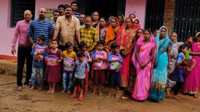 ग्राम दूल्ला के प्राथमिक शाला में मनाया गया शाला प्रवेशोत्सव कार्यक्रम