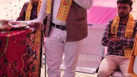 ग्राम लीलेसर आयोजित दो दिवसीय मानस गान समारोह में सम्मिलित हुए जनपद उपाध्यक्ष साहू