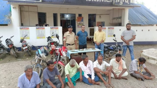 जुए के खिलाफ सरायपाली पुलिस की कार्यवाही।