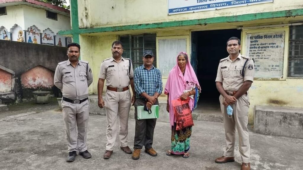 कोरबा:कुसमुण्डा पुलिस द्वारा दर – दर भटक रही वृद्धा को जरुरत का सामान देते हुए सकुशल पहुंचाया वृद्धाश्रम ….