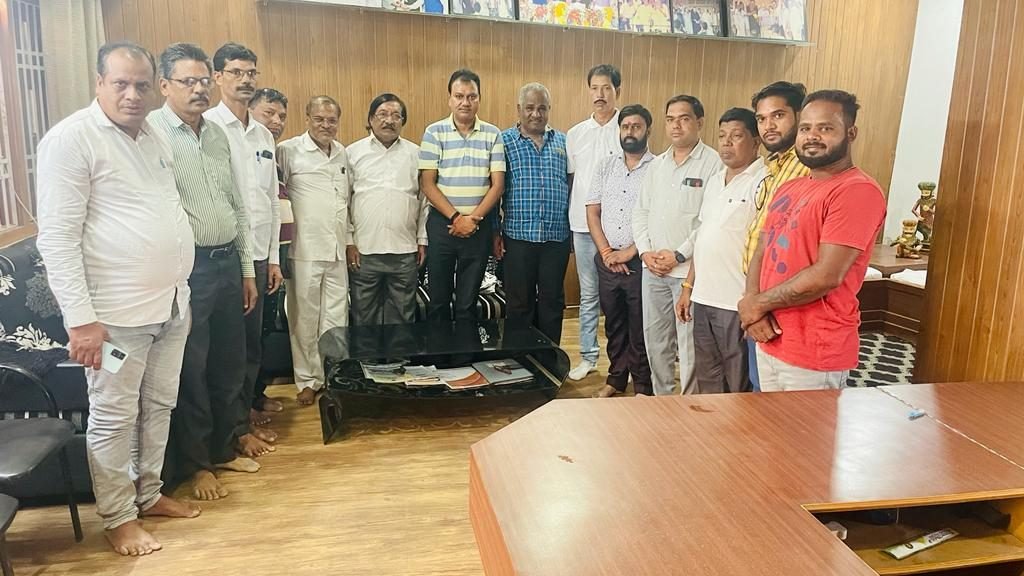 लाभार्थी शिविर के मद्देनजर आहूत की गई मंडल पदाधिकारियों की बैठक