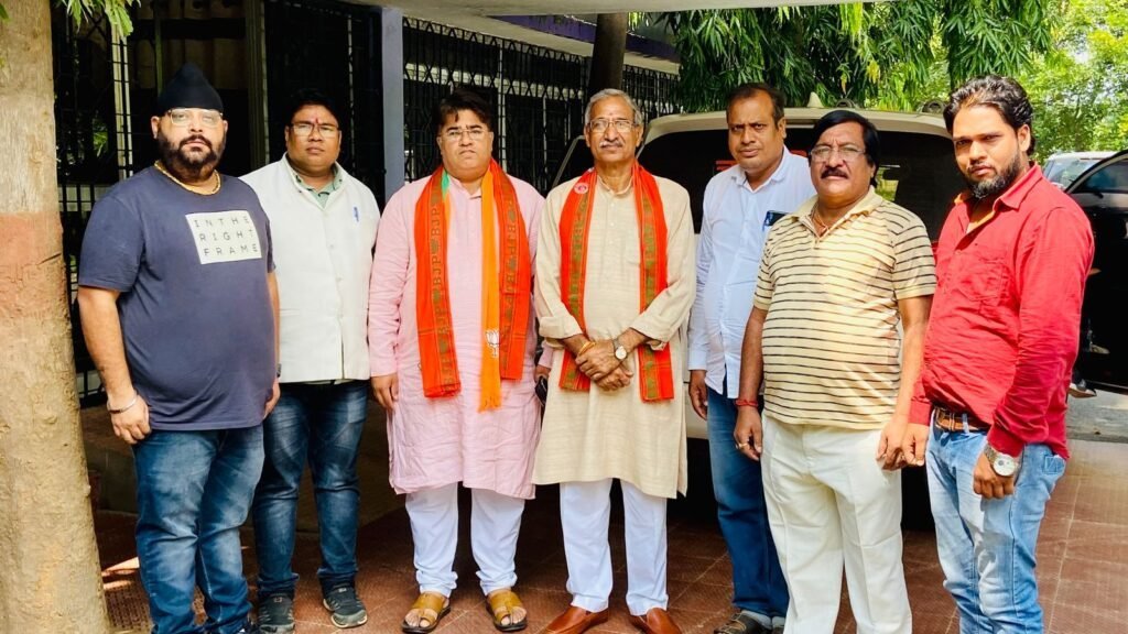 पिछड़ा वर्ग मोर्चा भाजपा के राष्ट्रीय उपाध्यक्ष चंदूलाल साहू तथा प्रदेश कार्यकारिणी सदस्य सह प्रभारी रामू रोहरा का पिथौरा में हुआ स्वागत