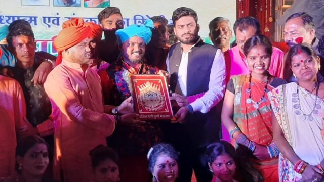 राजिम माघी पुन्नी मेला कार्यक्रम में शामिल हुए युवा कांग्रेस प्रदेश सचिव आकाश दिक्षित