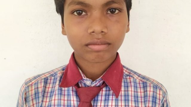 R.S. इंग्लिश मीडियम स्कूल के छात्र नवल कुमार का हुआ नवोदय विद्यालय परीक्षा में चयन।