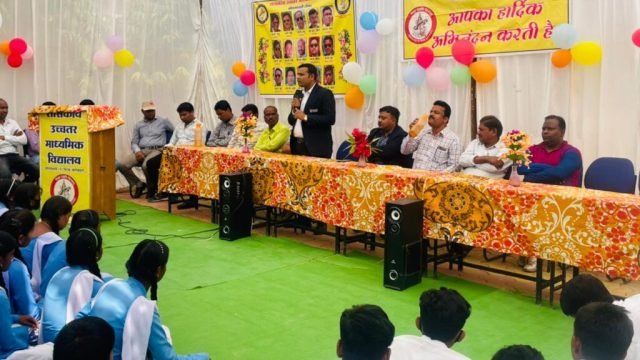 शिक्षा और राष्ट्र सेवा जीवन का लक्ष्य हो- गोकुल प्रसाद