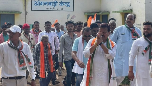 समस्याओं के निराकरण के लिए तुंहर विधायक तुंहर द्धार अभियान का आगाज