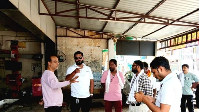 स्वच्छता पर निगम की बड़ी कार्रवाई: 33 लोगों पर 24,600 रुपये जुर्माना, शहरभर में चला सख्त धमतरी
