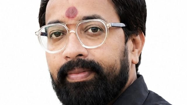 विकसित भारत संकल्प यात्रा के संयोजक बनाए गए भाजपा जिला प्रवक्ता स्वप्निल तिवारी।