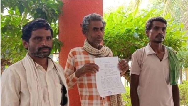 गांव में तीन परिवारों का सामाजिक बहिष्कार…प्रशासन से इंसाफ की मांग