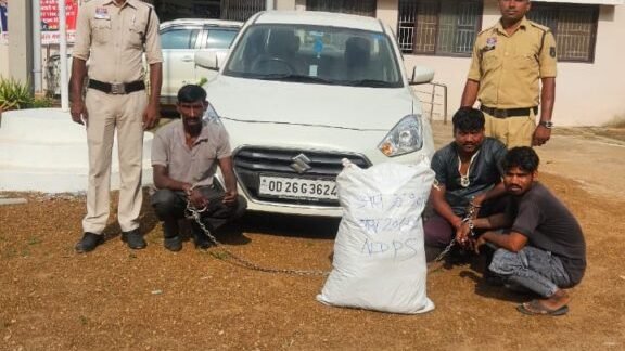 ओडिशा से भिलाई तक फैला गांजा नेटवर्क की टुटी कमर।22 किलो गांजे के साथ 3 तस्कर गिरफ्तार …..