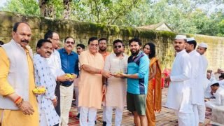 पूर्व विधायक श्रीचंद सुंदरानी ने केंद्रीय जेल पहुंचकर बाटे फल….